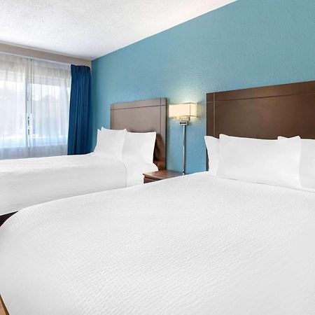 Days Inn By Wyndham Wrightstown Mcguire Afb Bordentown Екстер'єр фото