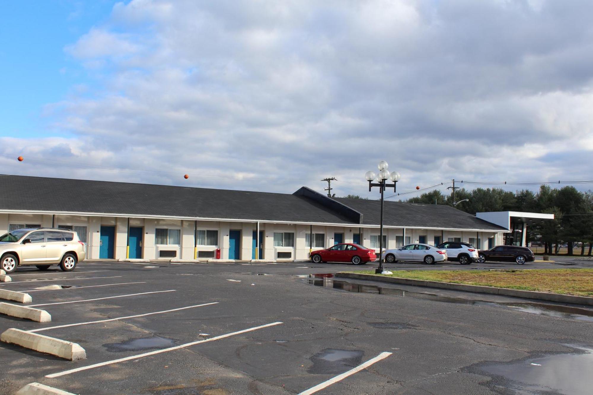 Days Inn By Wyndham Wrightstown Mcguire Afb Bordentown Екстер'єр фото